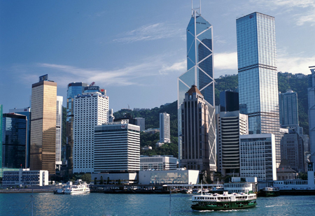 两个境外公司转让香港公司，香港征税吗?