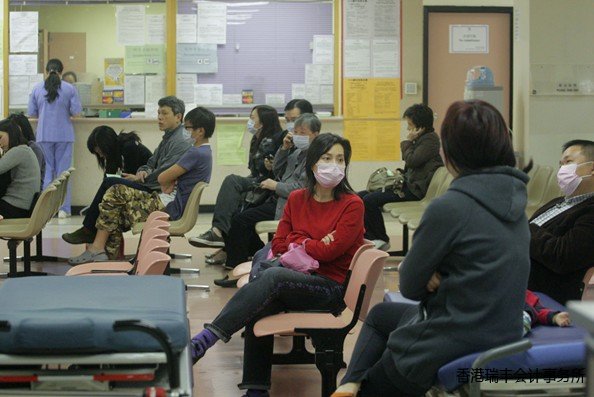 圖:為紓緩公營醫療體系壓力,香港自願醫保計劃希望透過私人保險將病人分流往私傢醫院。資料圖片 來源 香港《大公報》